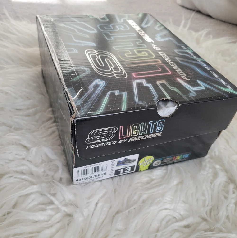 Skechers S-Lights Tri-Namics Light-Up Boys' Shoes - Picture 10 of 10